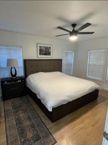 2515 Roanoke Avenue, Dallas, TX 75235