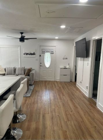 2515 Roanoke Avenue, Dallas, TX 75235