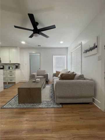 2515 Roanoke Avenue, Dallas, TX 75235