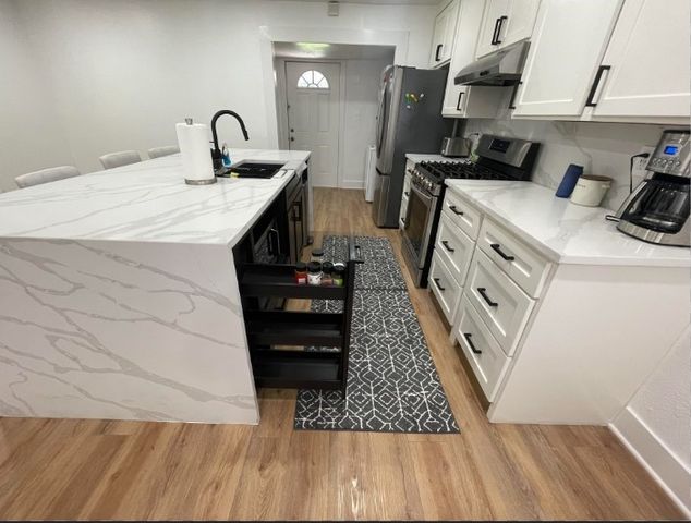 2515 Roanoke Avenue, Dallas, TX 75235