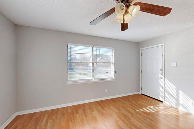 8707 Slay Street, Dallas, TX 75217