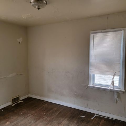 1982 Cleveland Street, Gary, IN 46404