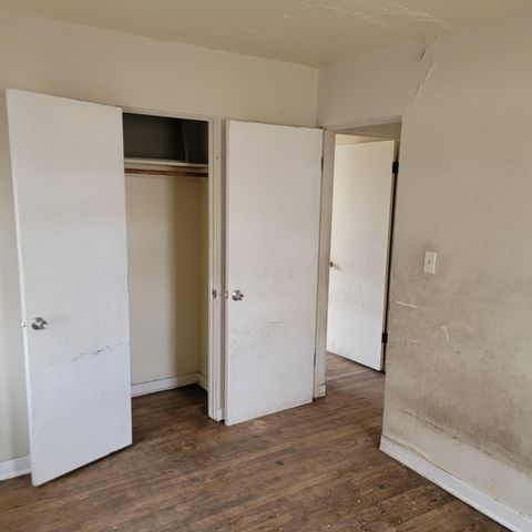 1982 Cleveland Street, Gary, IN 46404