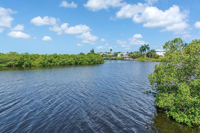 1450 BLUE HORIZON CIRCLE, Bradenton, FL 34208