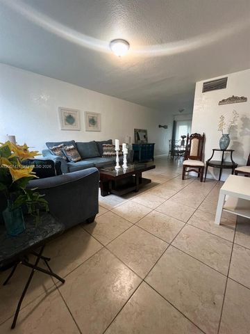 6023 SW 69th Street 78, South Miami, FL 33143