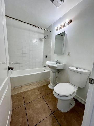 6023 SW 69th Street 78, South Miami, FL 33143