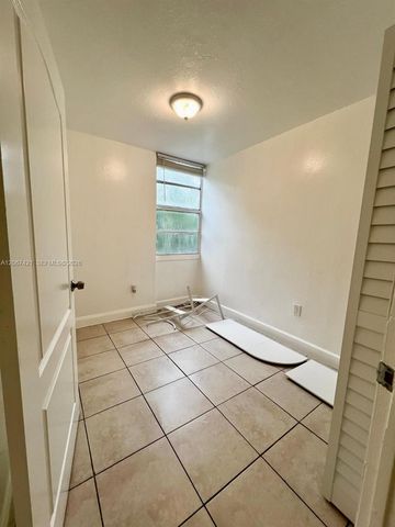 6023 SW 69th Street 78, South Miami, FL 33143