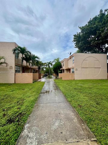 6023 SW 69th Street 78, South Miami, FL 33143