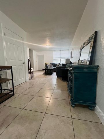 6023 SW 69th Street 78, South Miami, FL 33143