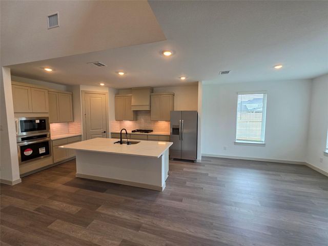 3333 Woodrose Orchard, Pearland, TX 77581