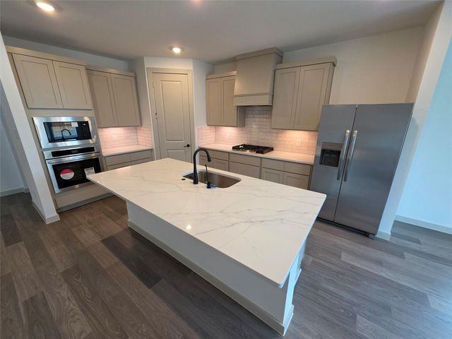 3333 Woodrose Orchard, Pearland, TX 77581