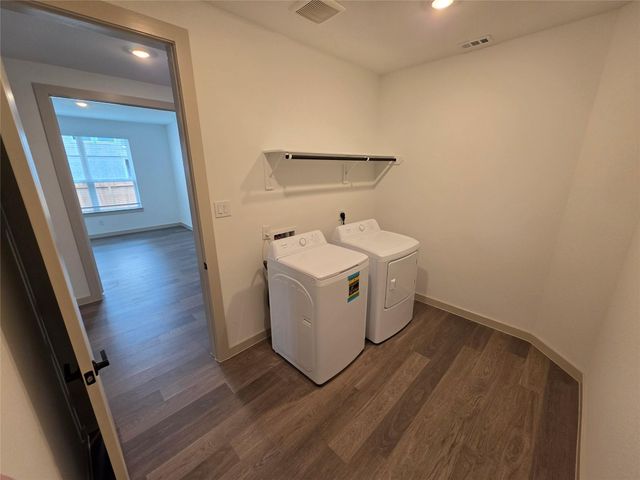 3333 Woodrose Orchard, Pearland, TX 77581