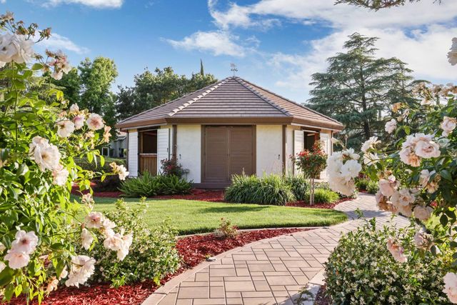 8327 Park Pl, Tracy, CA 95304