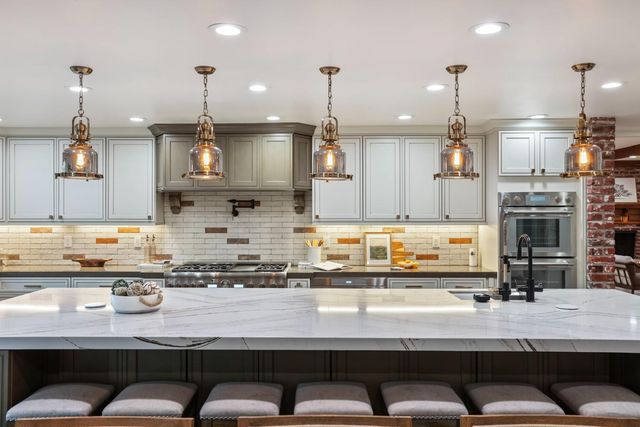 8327 Park Pl, Tracy, CA 95304