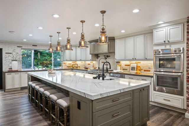 8327 Park Pl, Tracy, CA 95304