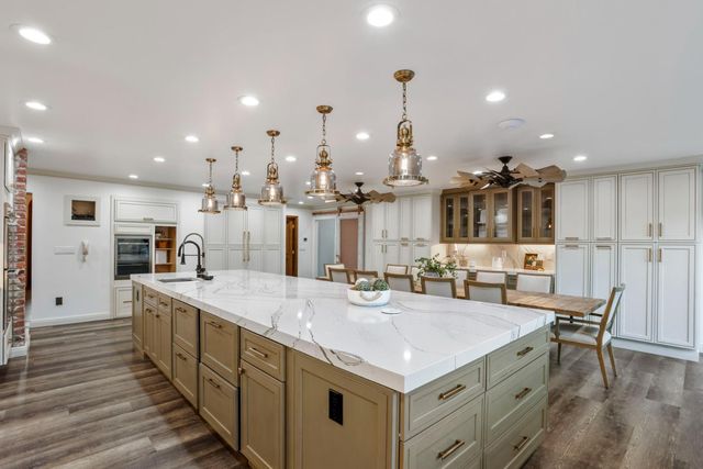 8327 Park Pl, Tracy, CA 95304