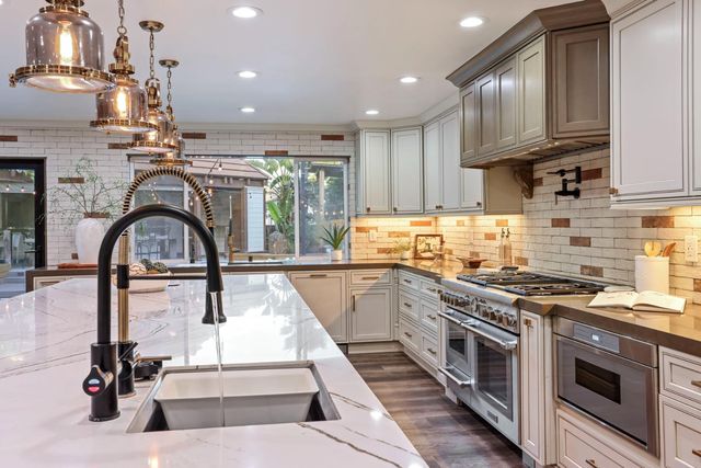 8327 Park Pl, Tracy, CA 95304