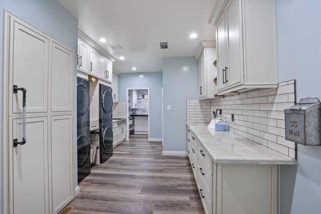 8327 Park Pl, Tracy, CA 95304