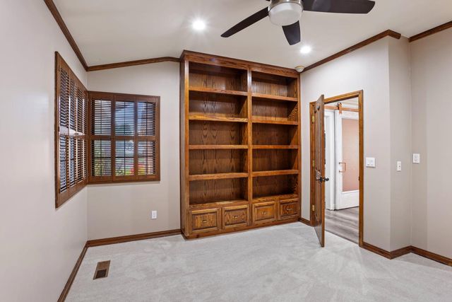 8327 Park Pl, Tracy, CA 95304