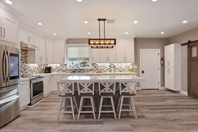 8327 Park Pl, Tracy, CA 95304