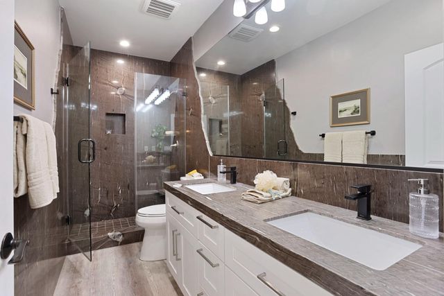 8327 Park Pl, Tracy, CA 95304