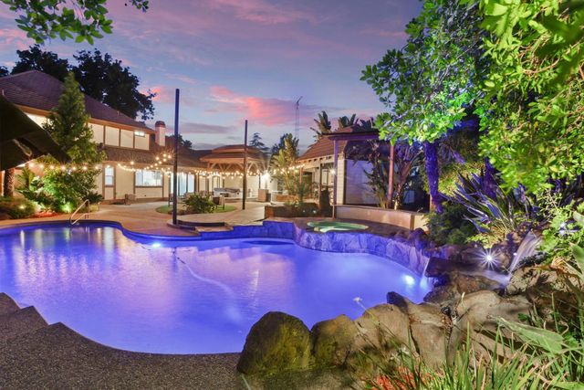 8327 Park Pl, Tracy, CA 95304