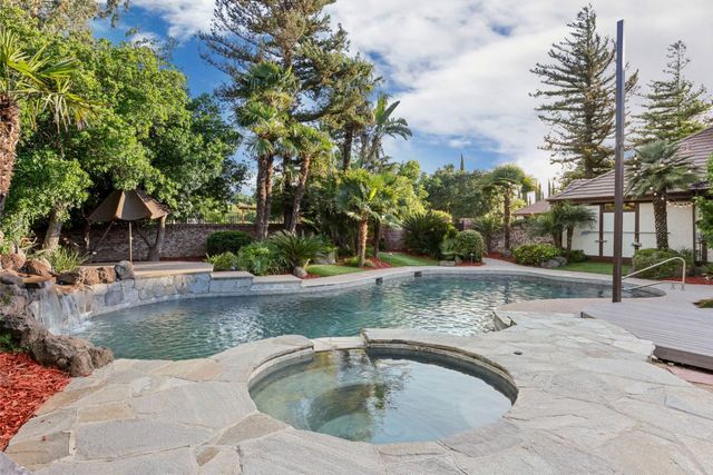 8327 Park Pl, Tracy, CA 95304