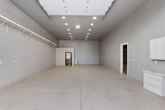 8327 Park Pl, Tracy, CA 95304