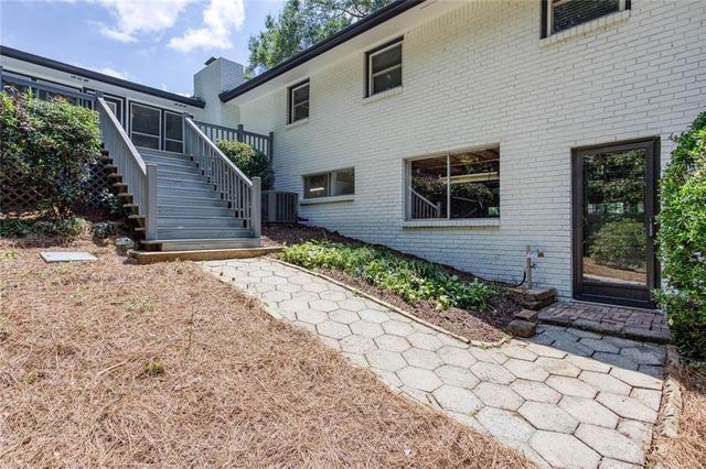 2510 Camelot Circle, Marietta, GA 30062