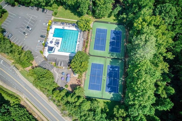 2510 Camelot Circle, Marietta, GA 30062