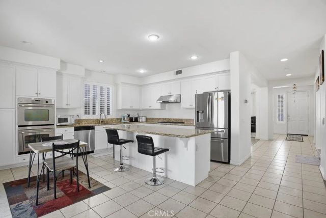 6865 Hop Clover, Eastvale, CA 92880