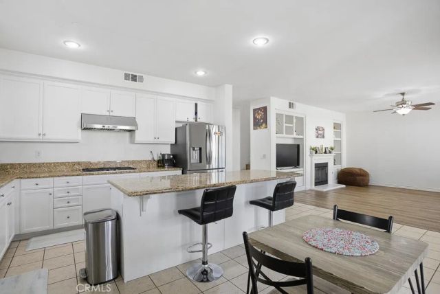 6865 Hop Clover, Eastvale, CA 92880