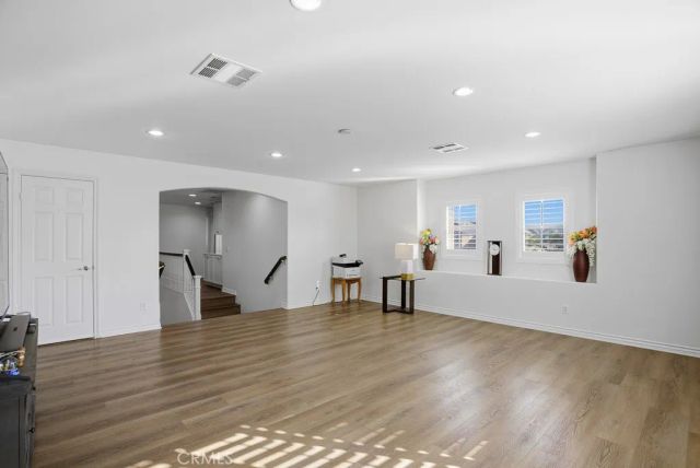 6865 Hop Clover, Eastvale, CA 92880