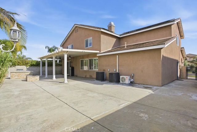6865 Hop Clover, Eastvale, CA 92880