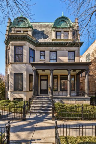 2026 N Kenmore Avenue, Chicago, IL 60614