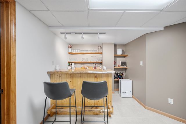 11665 Wilshire Dr, North Huntingdon, PA 15642