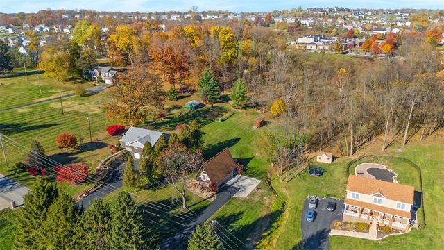 11665 Wilshire Dr, North Huntingdon, PA 15642