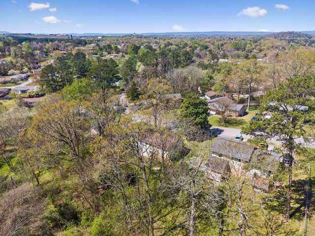 5906 Gettysburg Drive, Harrison, TN 37341