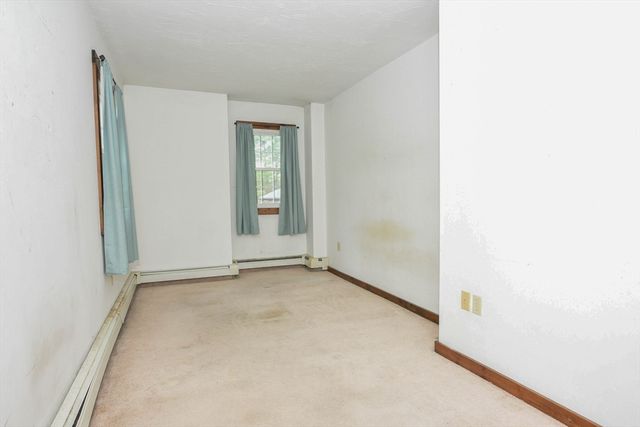 325 River Street, Halifax, MA 02338