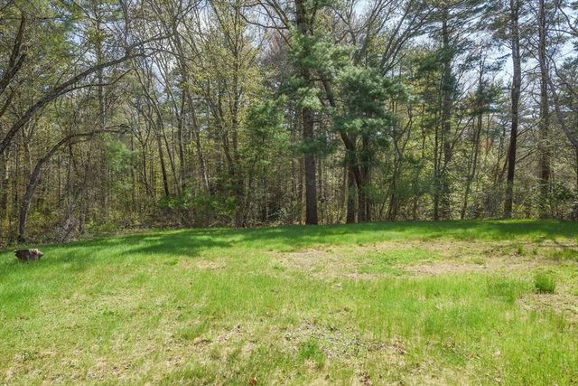 325 River Street, Halifax, MA 02338