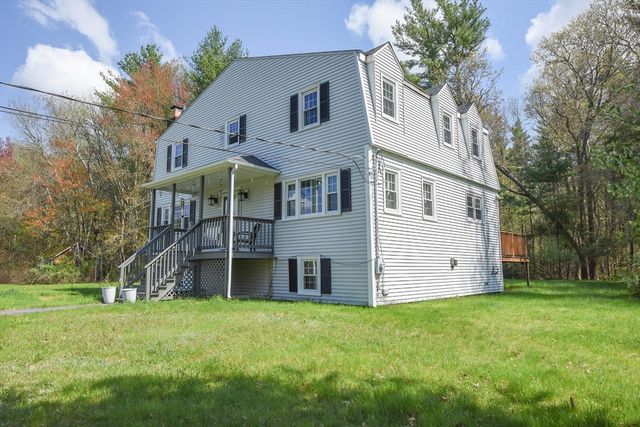 325 River Street, Halifax, MA 02338