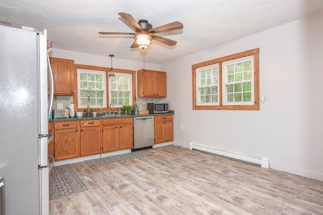 325 River Street, Halifax, MA 02338
