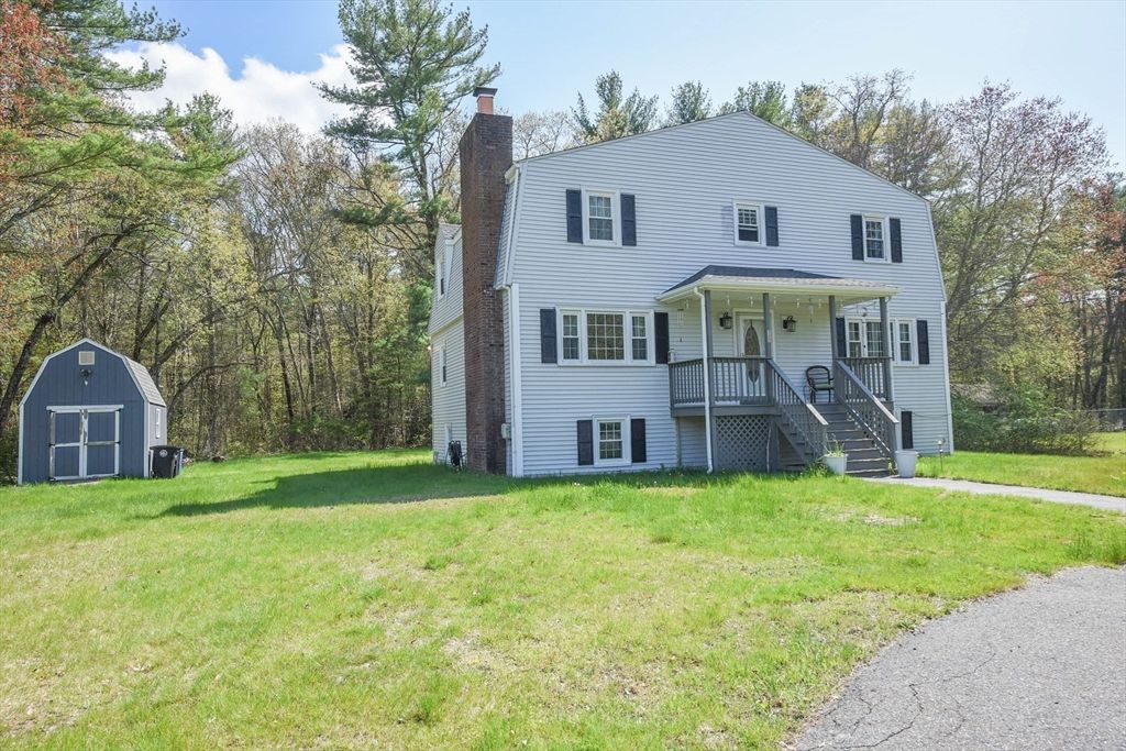 325 River Street, Halifax, MA 02338