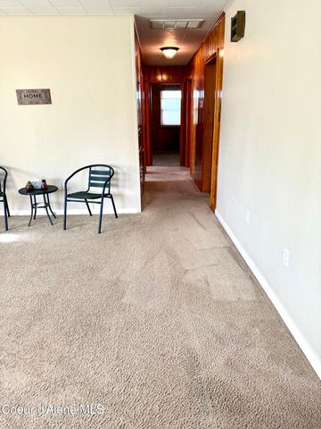 61 Whiskey Jack RD, Sandpoint, ID 83864