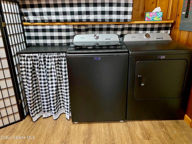 61 Whiskey Jack RD, Sandpoint, ID 83864