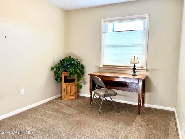 61 Whiskey Jack RD, Sandpoint, ID 83864