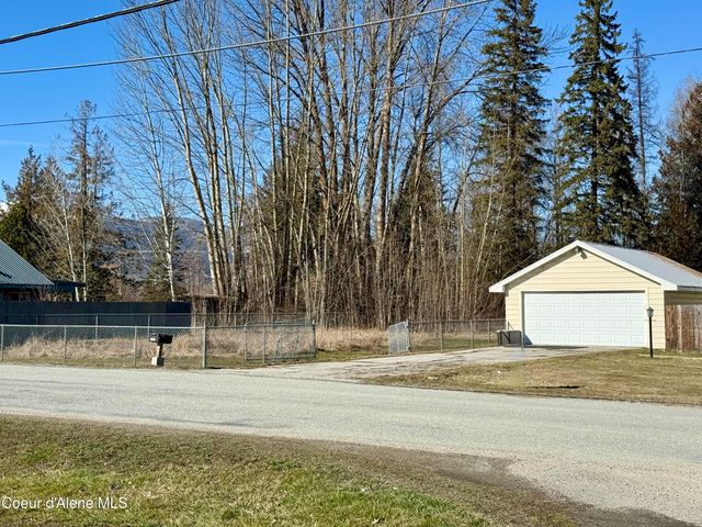 61 Whiskey Jack RD, Sandpoint, ID 83864