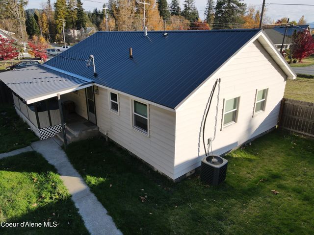 61 Whiskey Jack RD, Sandpoint, ID 83864