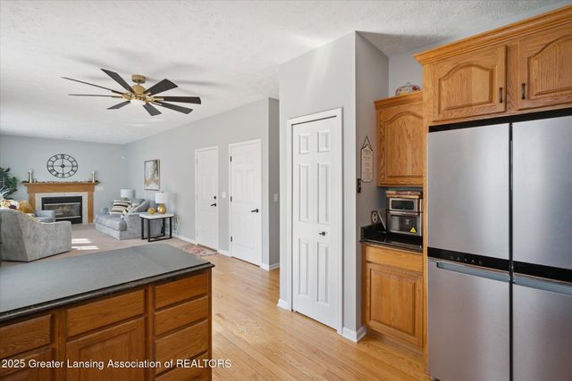 11304 Carousel, Grand Ledge, MI 48837