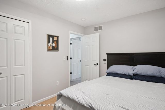 11304 Carousel, Grand Ledge, MI 48837